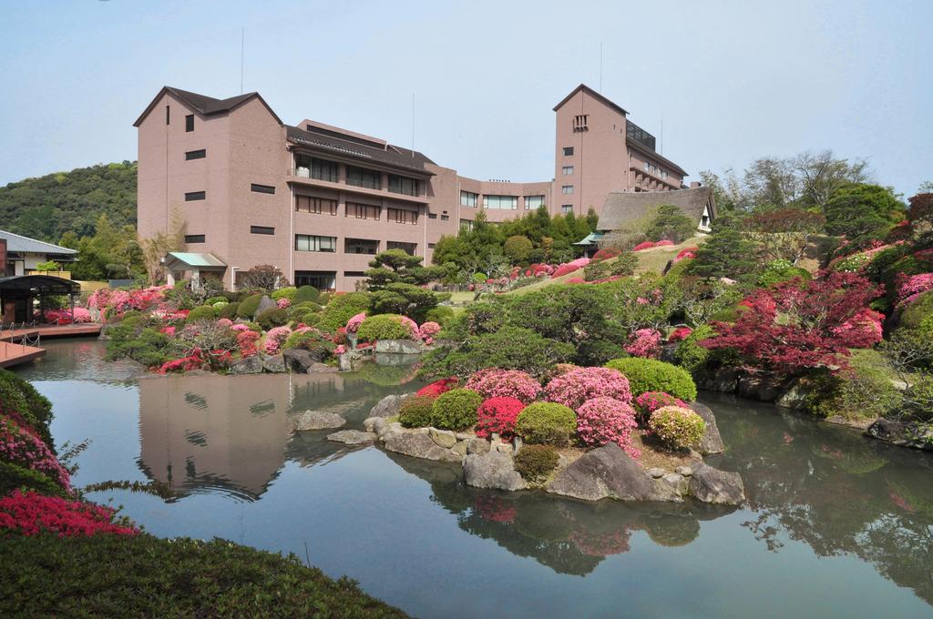 Takeo Century Hotel Exterior photo